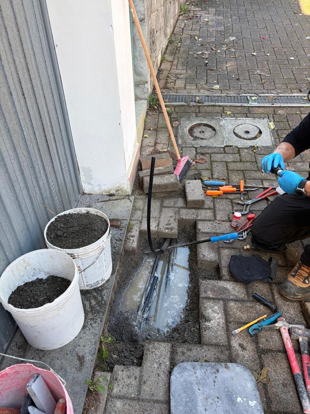 Lavorazione del collegamento nel punto di apertura localizzata.