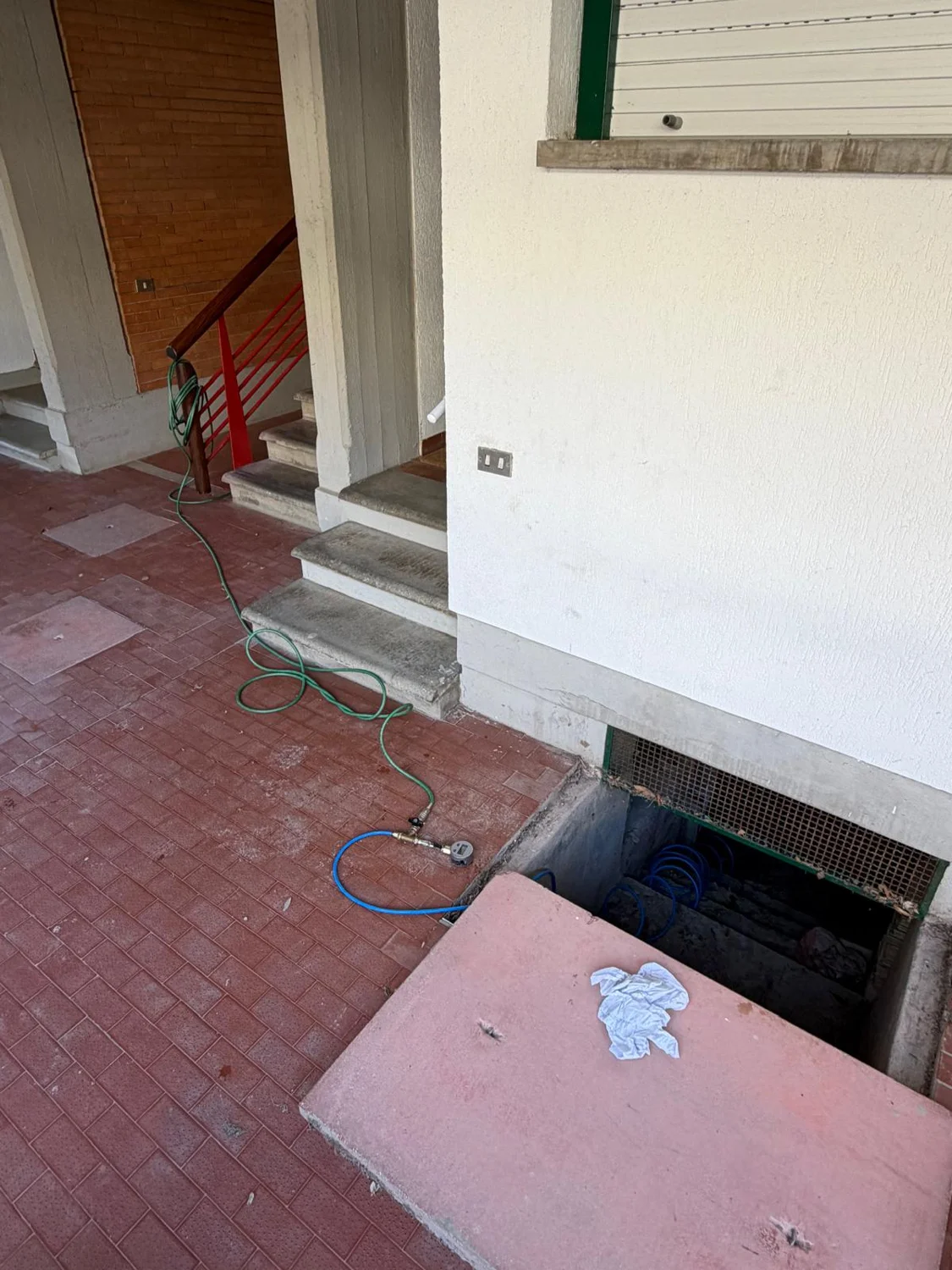 Castagneto Carducci · percorso pavimentato